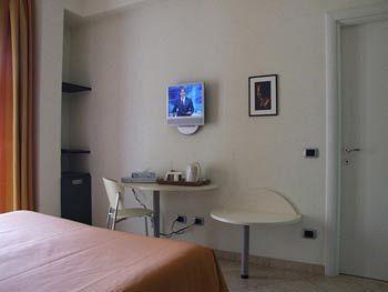 Garden Hotel 3*